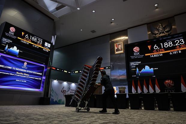 IHSG Sesi I Melemah ke 6.313 Jelang RDG BI, Saham Energi Lesu