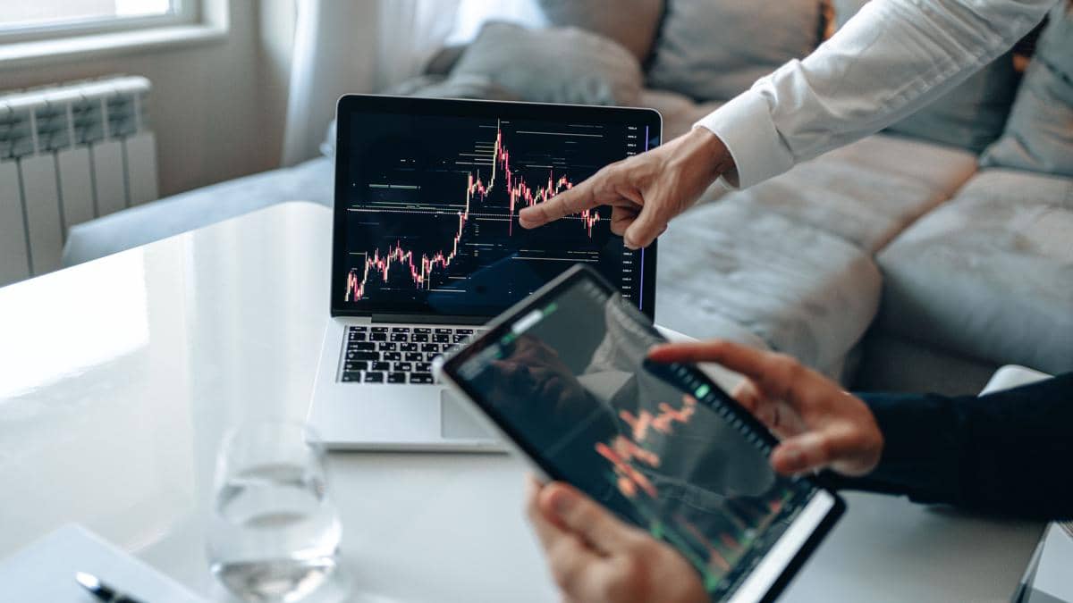 Mengapa Harga IPO Berbeda dengan Harga Saham Setelah Listing?