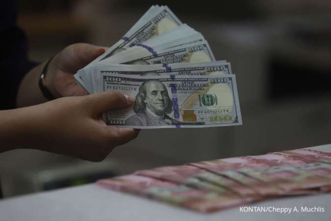Rupiah Tertekan Sentimen Global, Simak Proyeksi Nilai Tukar Pekan Depan
